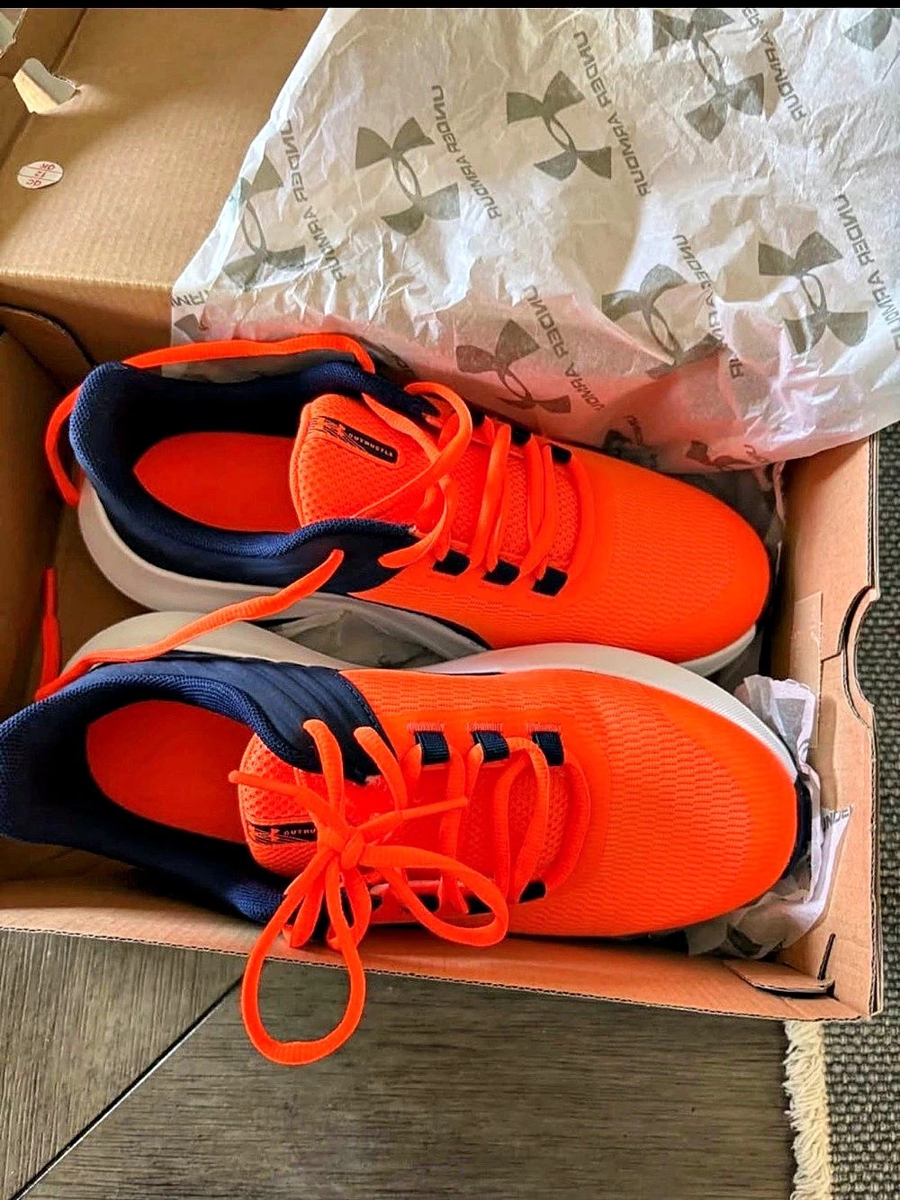 Under Armour Charged Assert 10 Boys 5Y Orange & Blue Sneakers